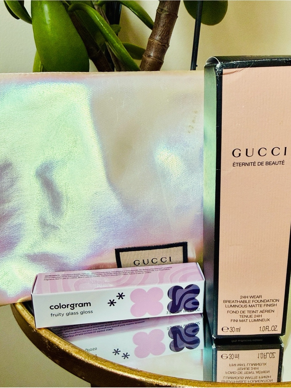 Gucci Eternite De Beaute Foundation Cologram gloss w free Gucci Cosmetic Bag New